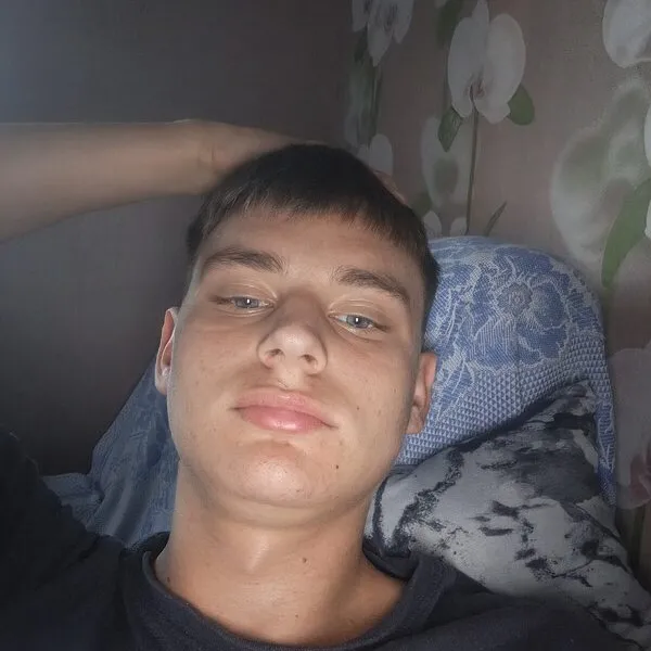 Максим